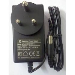 Power Adaptor AC INPUT 100-240V DC OUTPUT 12V / 5V 1 A